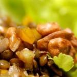 Постный салат с чечевицей и гречкой – рецепт с фото